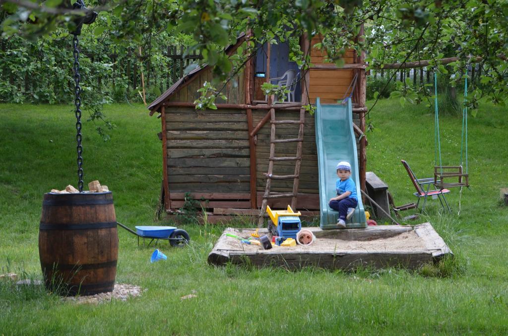 Ubytovani Na Vejminku Apartman Rtyne v Podkrkonosi Kültér fotó